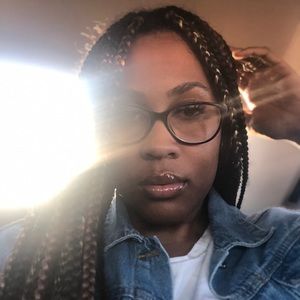 Meet your Posher, Janelle